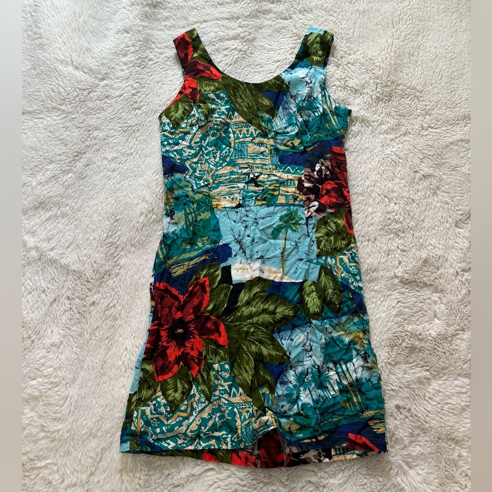 VTG Hilo Hattie Teal and Red Hawaiian Print Mini Dress